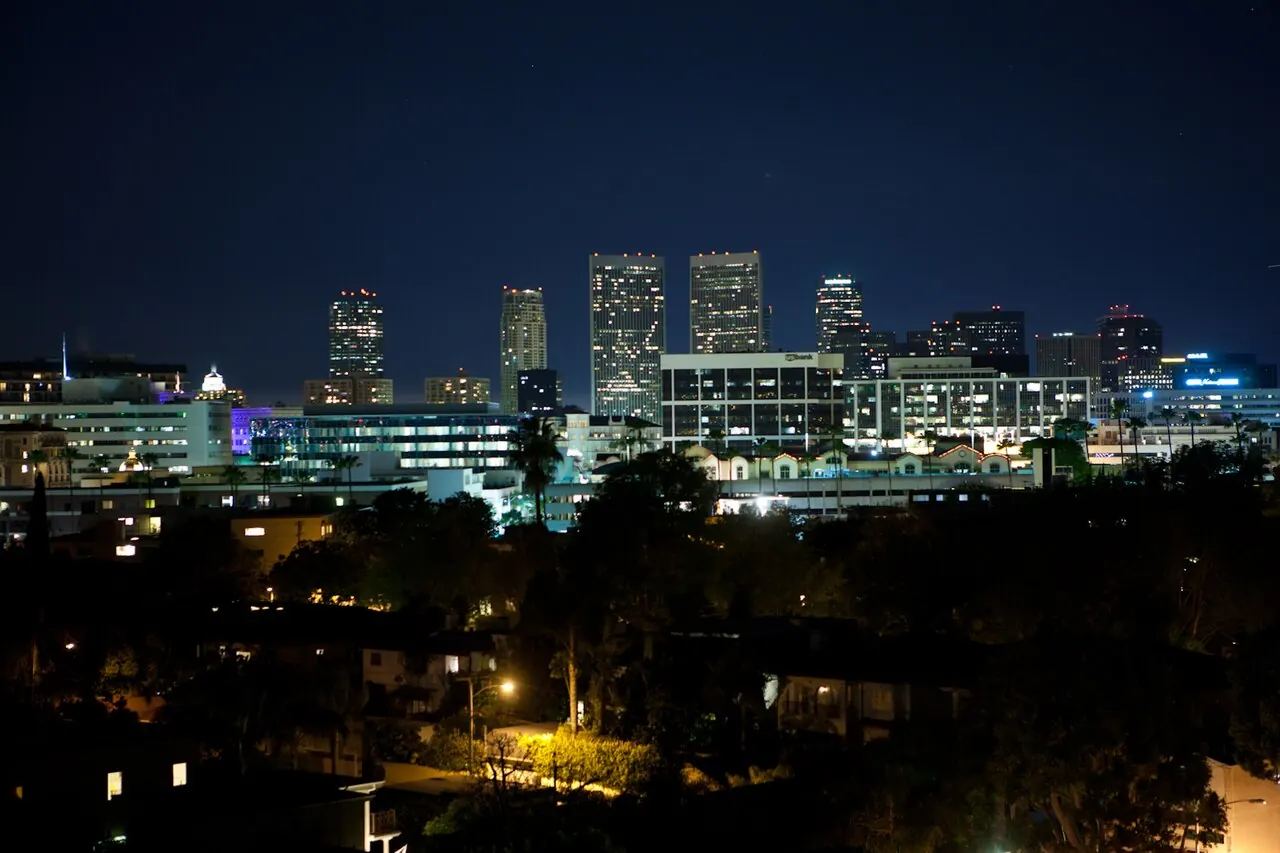 Beverly Hills – Beverly Hills, California: Downtown Beverly Hills At Night
