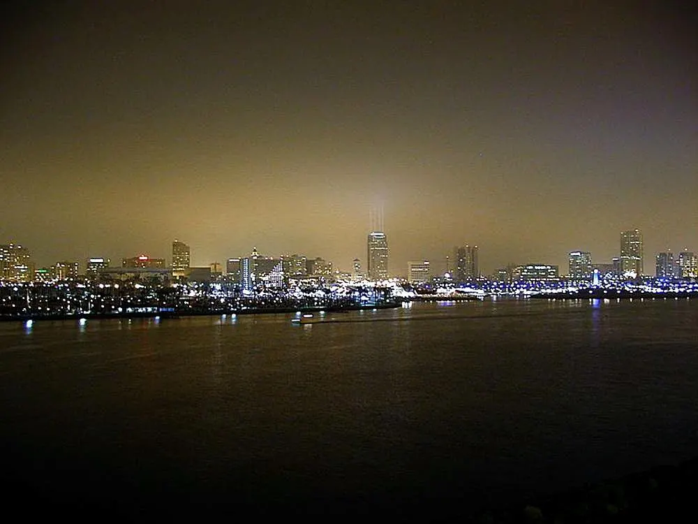 Long Beach – Long Beach, California: Long beach skyline night city