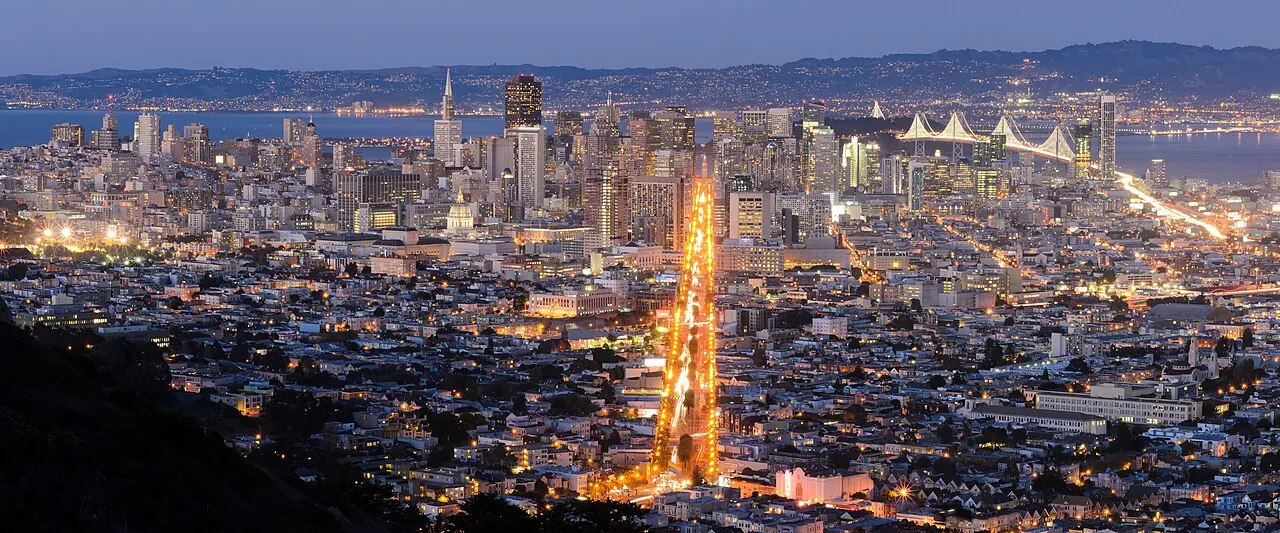 Embarcadero, San Francisco – San Francisco, California: San Francisco from Twin Peaks panorama 5 edit