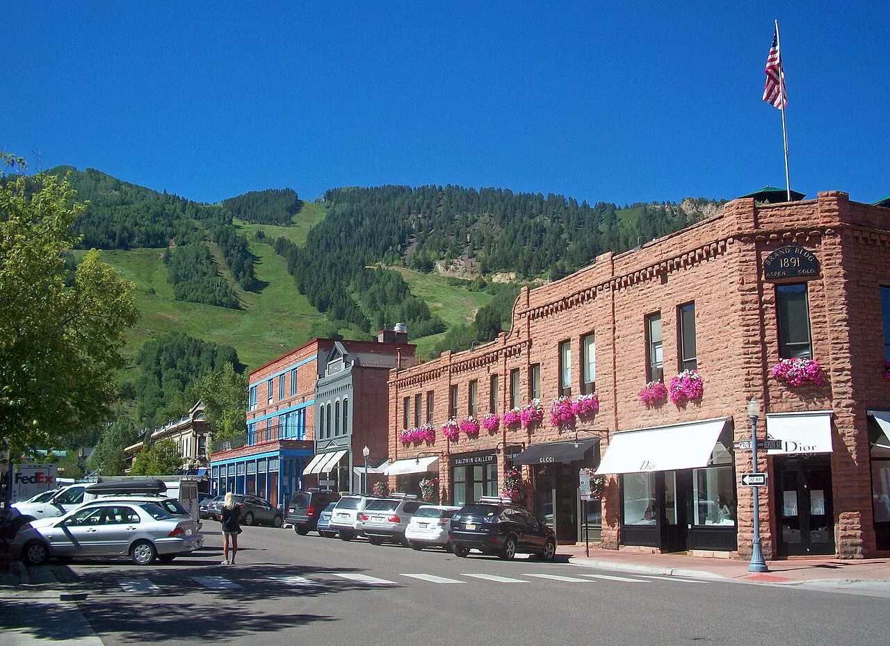 Aspen – Aspen, Colorado: Downtown Aspen, CO, with view to ski slopes