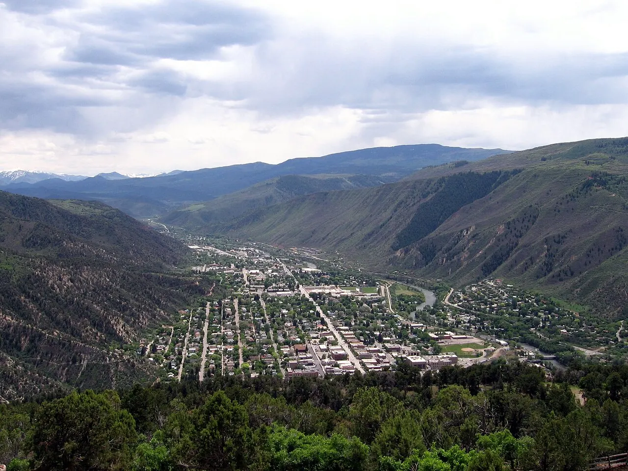Glenwood Springs – Glenwood Springs, Colorado: Glenwood springs co