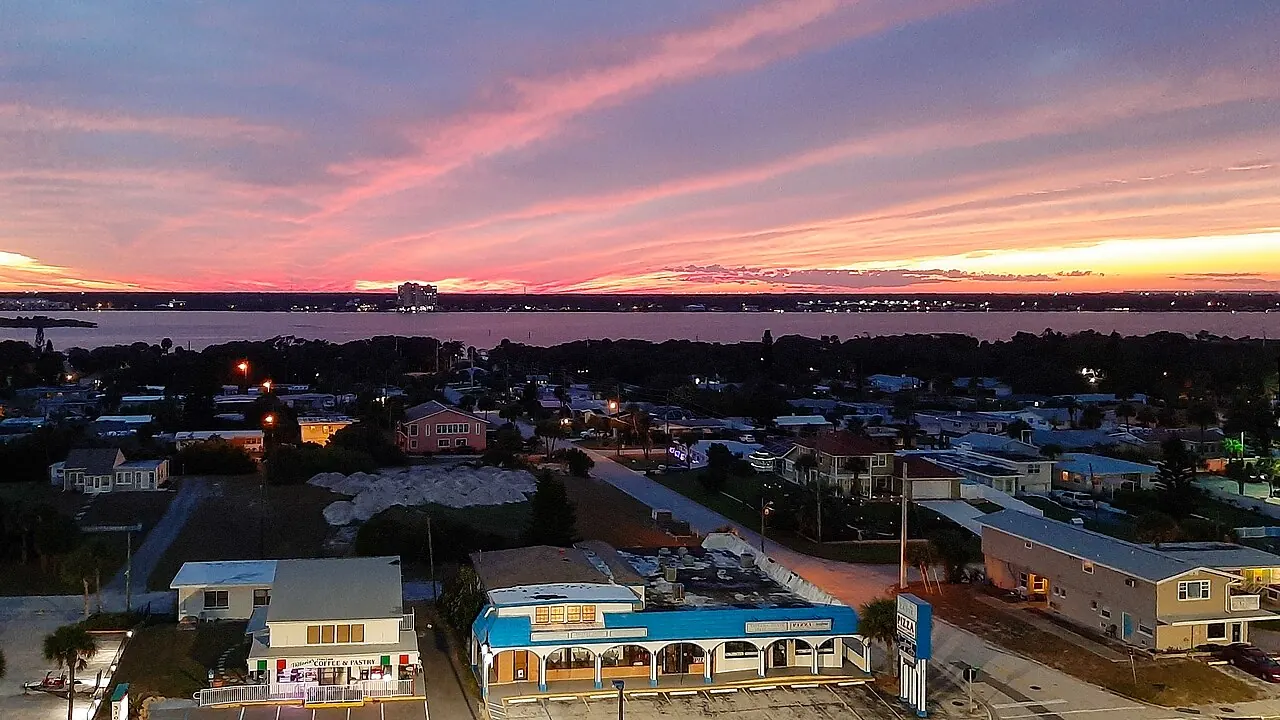 Daytona Beach Shores – Daytona Beach Shores, Florida: Sunset Daytona Beach Shores