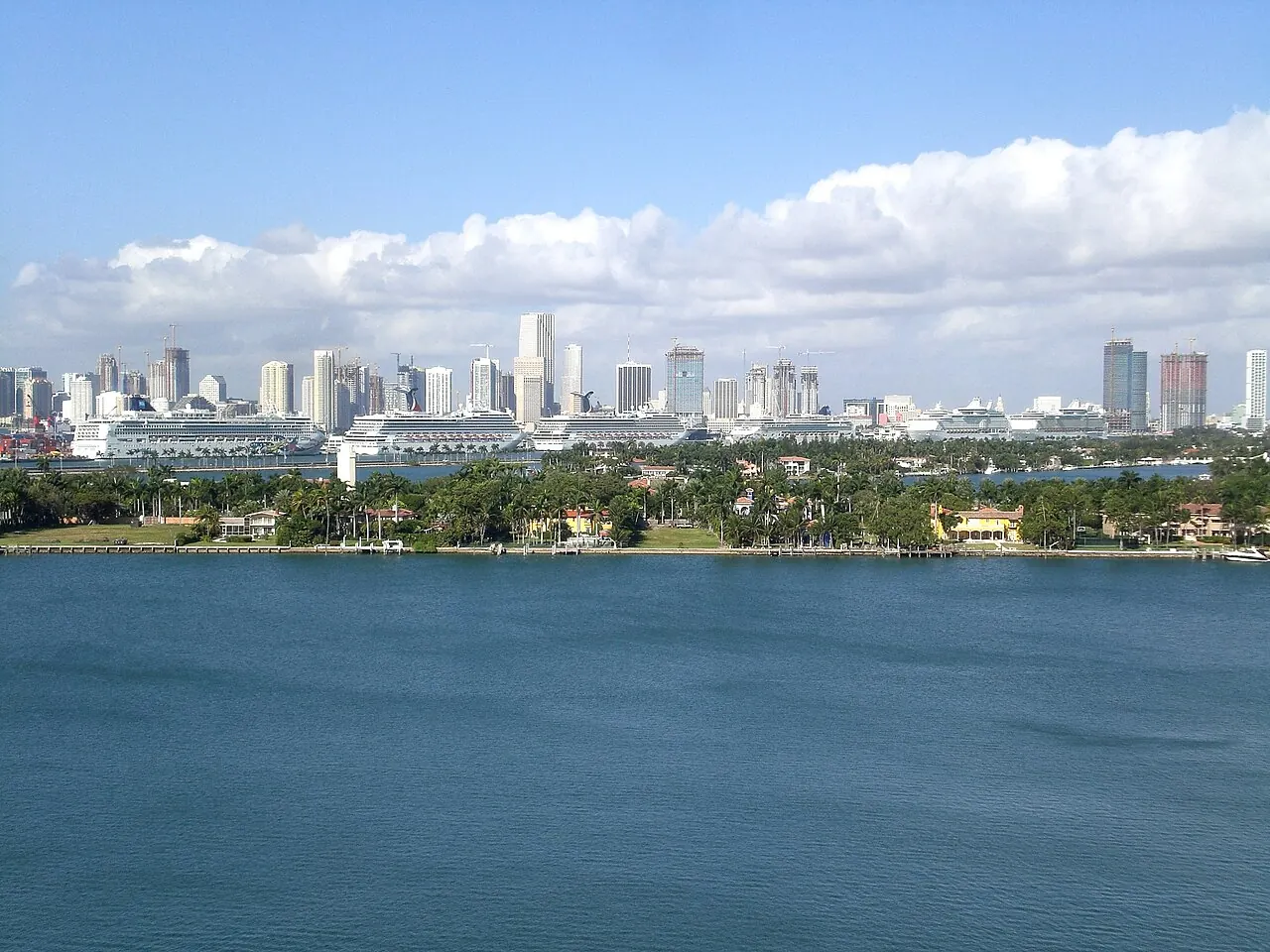 Miami Beach, Florida skyline