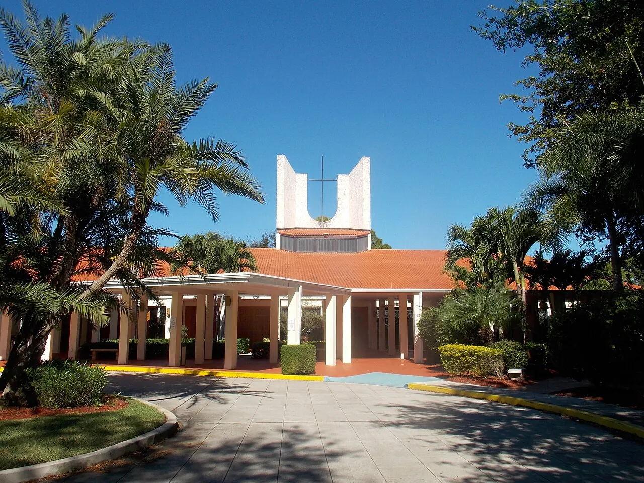 Palm Beach Gardens – Palm Beach Gardens, Florida: Cathedral of Saint Ignatius Loyola - Palm Beach Gardens 02