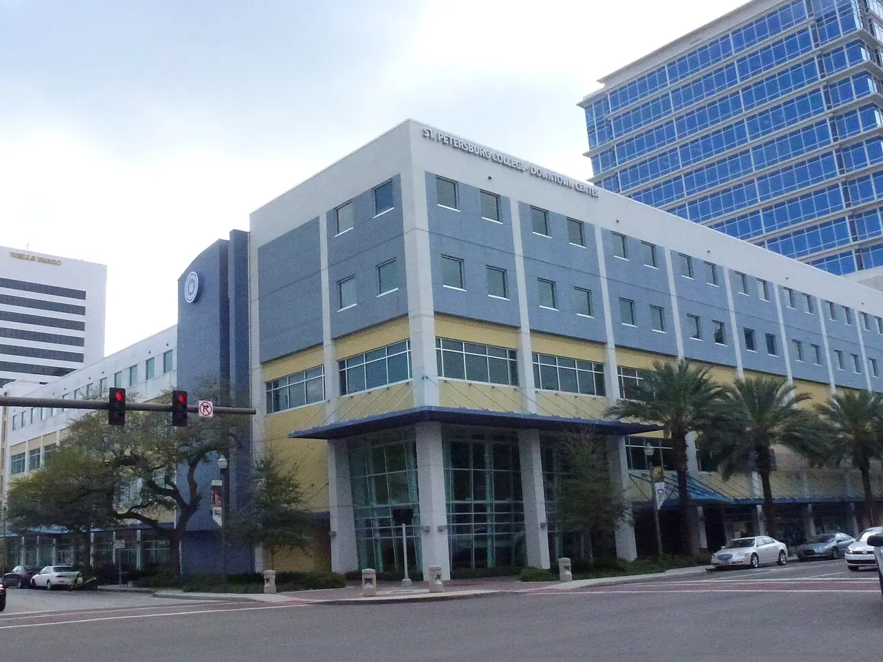 Saint Petersburg – Saint Petersburg, Florida: Saint Petersburg College Downtown Center - Northwest Corner