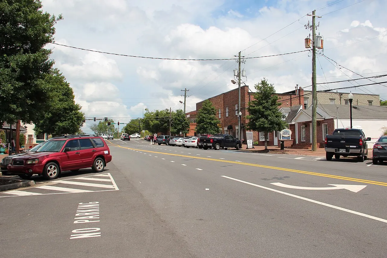 Alpharetta – Alpharetta, Georgia: Downtown Alpharetta, Georgia