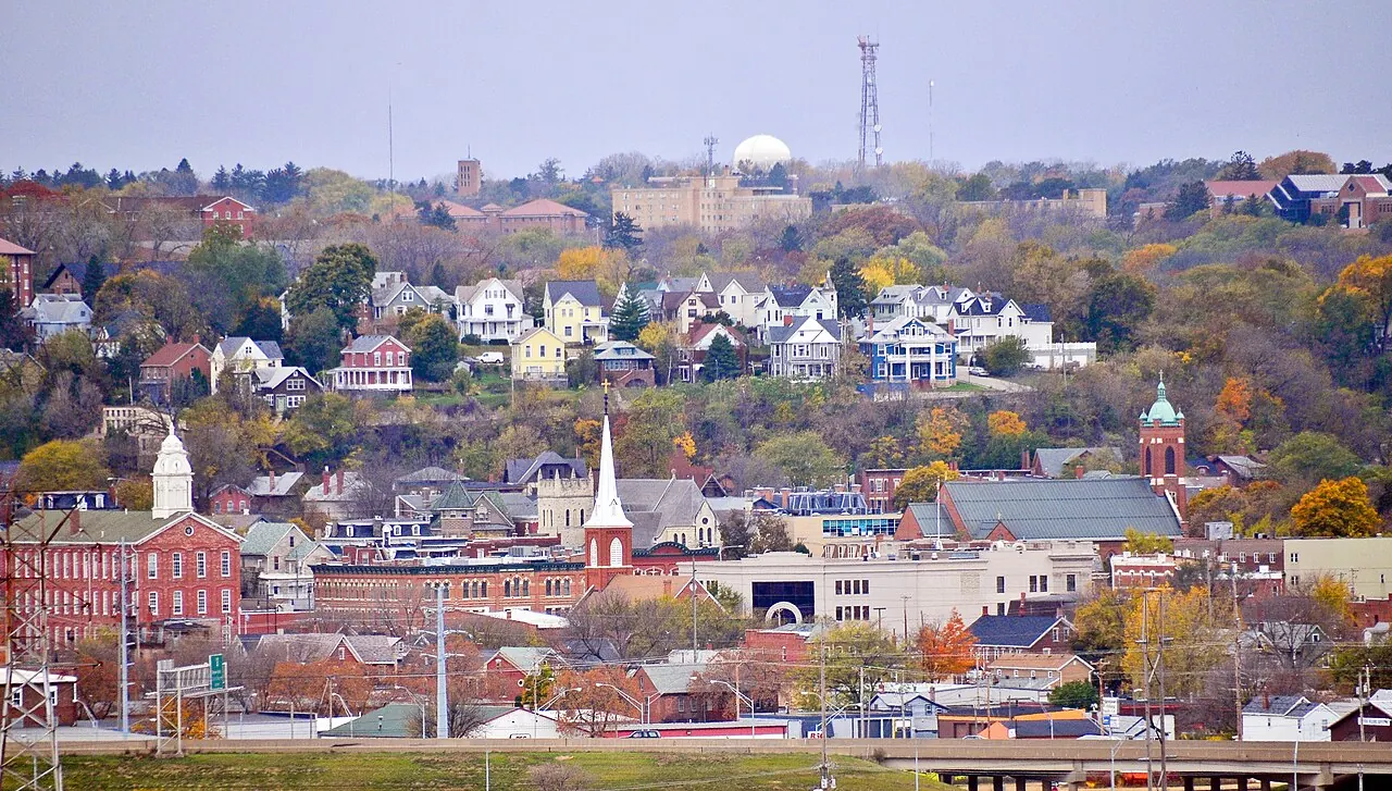 Dubuque – Dubuque, Iowa: Dubuque Iowa skyline