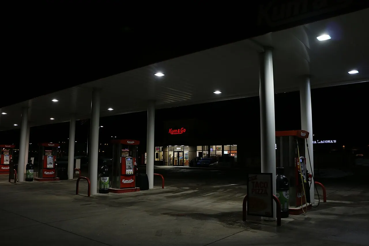 Urbandale – Urbandale, Iowa: Kum and Go Urbandale Iowa IMG