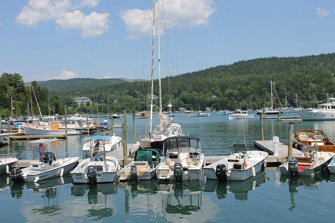 Northeast Harbor – Northeast Harbor, Maine: Boats docked at Northeast Harbor, ME IMG