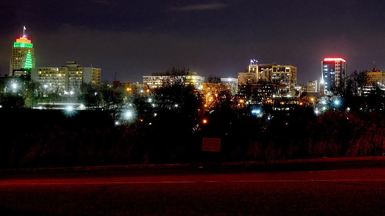 Allentown – Allentown, Pennsylvania: Hamilton Street Christmas Skyline - Allentown PA