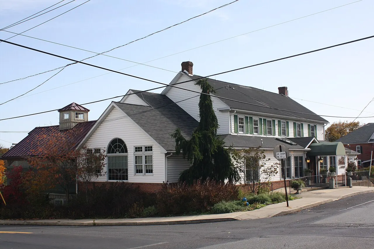 Spinnerstown – Spinnerstown, Pennsylvania: Spinnerstown Hotel, Spinnerstown PA 1