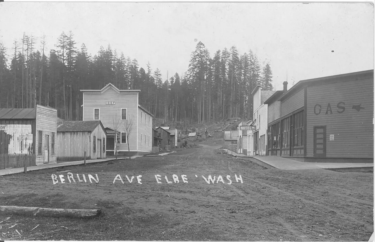 Elbe – Elbe, Washington: Elbe, Washington 01