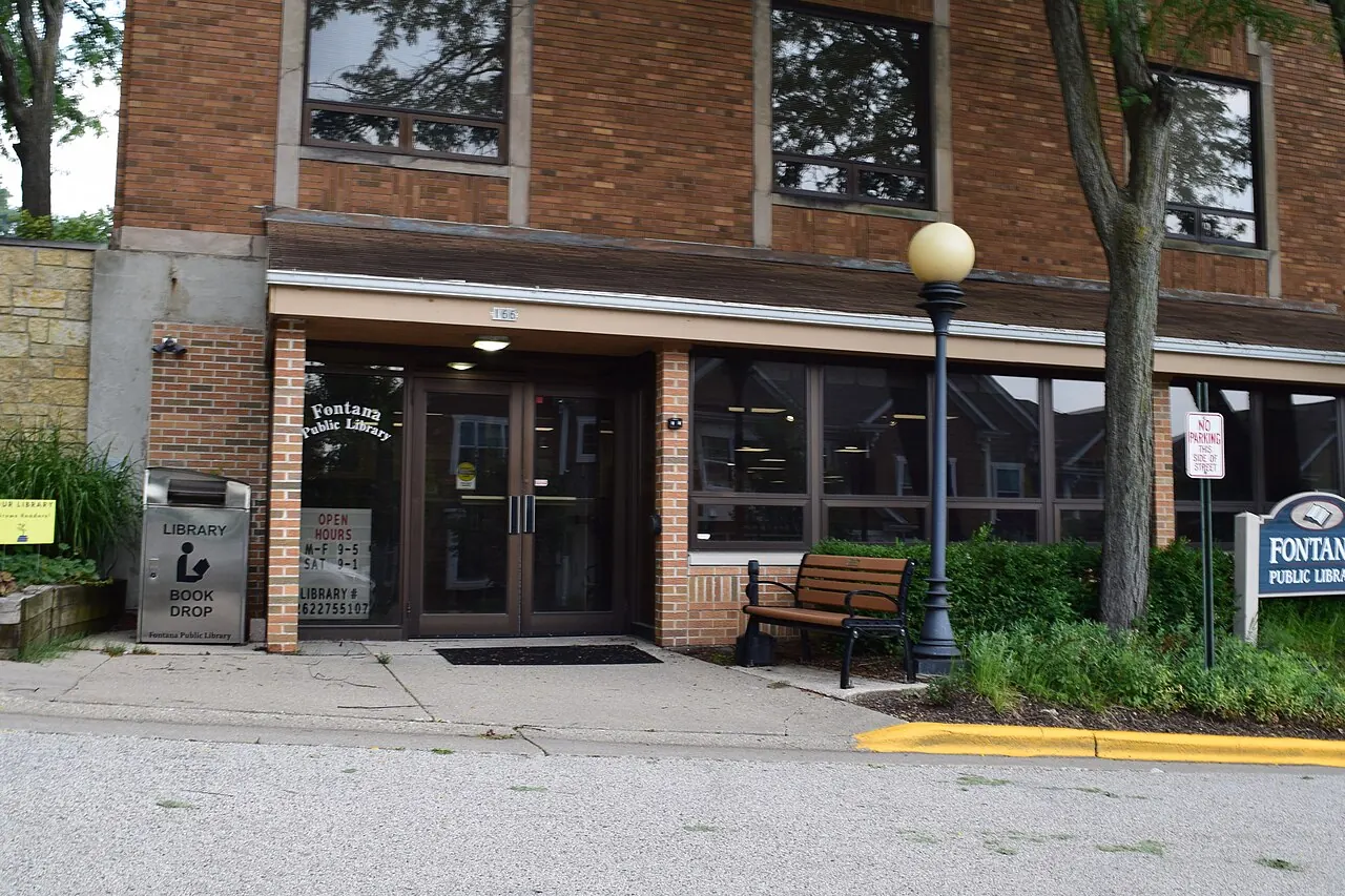 Fontana – Fontana, Wisconsin: Fontana Public Library, Wisconsin