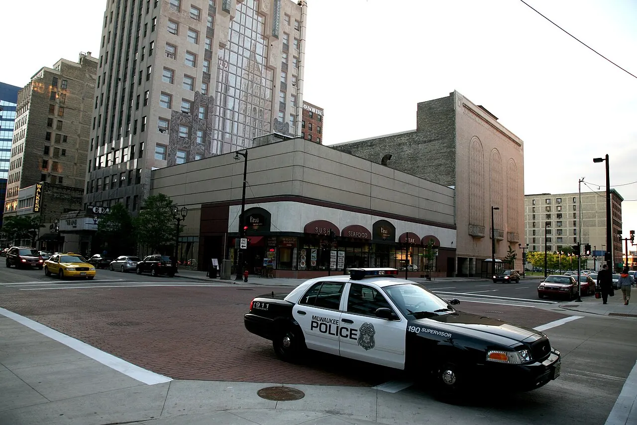 Milwaukee – Milwaukee, Wisconsin: Milwaukee (WIS) Downtown W. Wisconsin Ave.