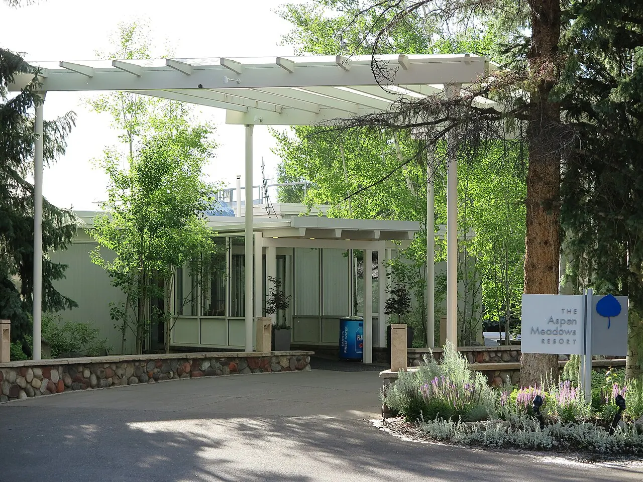Aspen Meadows Resort in Aspen