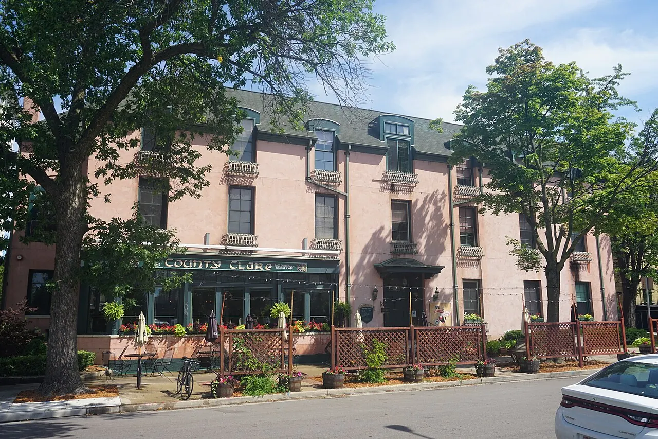 County Clare Inn in Milwaukee